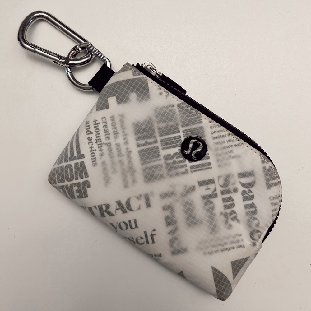 Lululemon card pouch